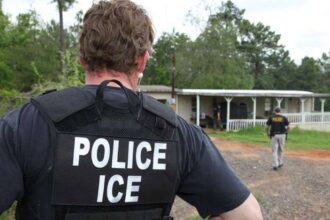 A valid U.S. citizen from Minneapolis heckled and arrested by ICE agents since he resembled a Somali