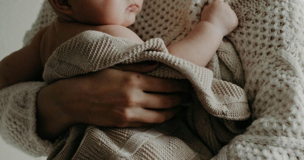 Breastfeeding mom evicted from restaurant in Georgia, video goes viral