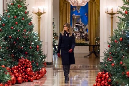 Melania Trump goes all in with Christmas arrangements in an attempt to outrun her controversial comment