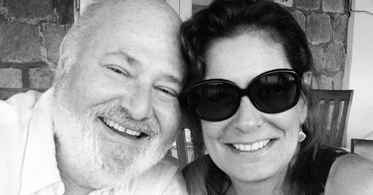 Days after their deaths, family and friends receive last Christmas cards from Rob and Michele Reiner