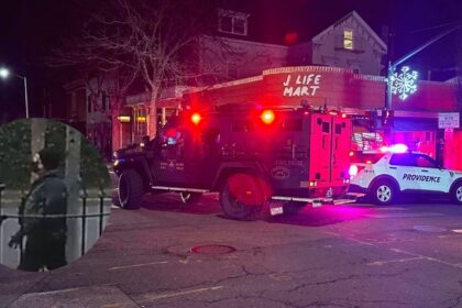 FBI Releases new images, offers $50,000 reward in hunt for Ivy League shooting suspect. (Main Image : @Heute.at) and ( Insert: @iOTCs).