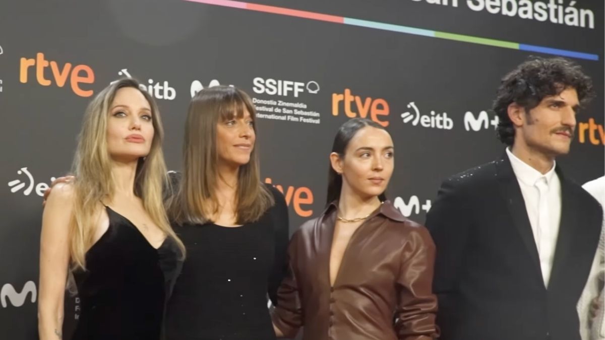 Angelina Jolie-Couture