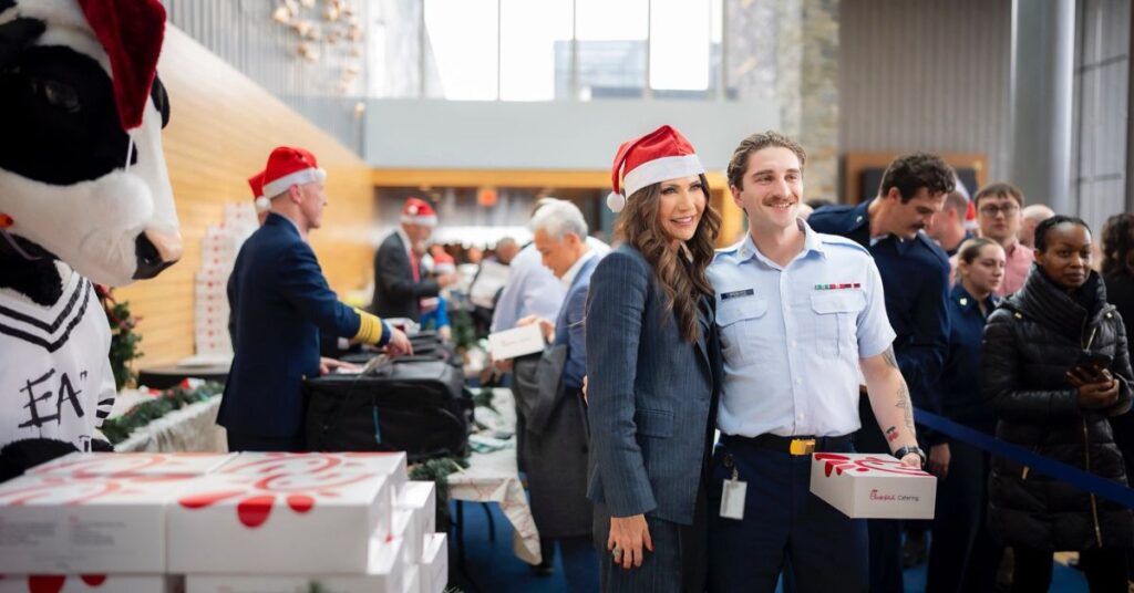 Kristi Noem protestors