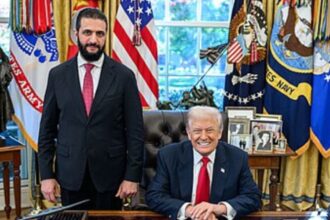 Syrian_President_Ahmed_al-Sharaa_meeting_U.S._President_Donald_Trump