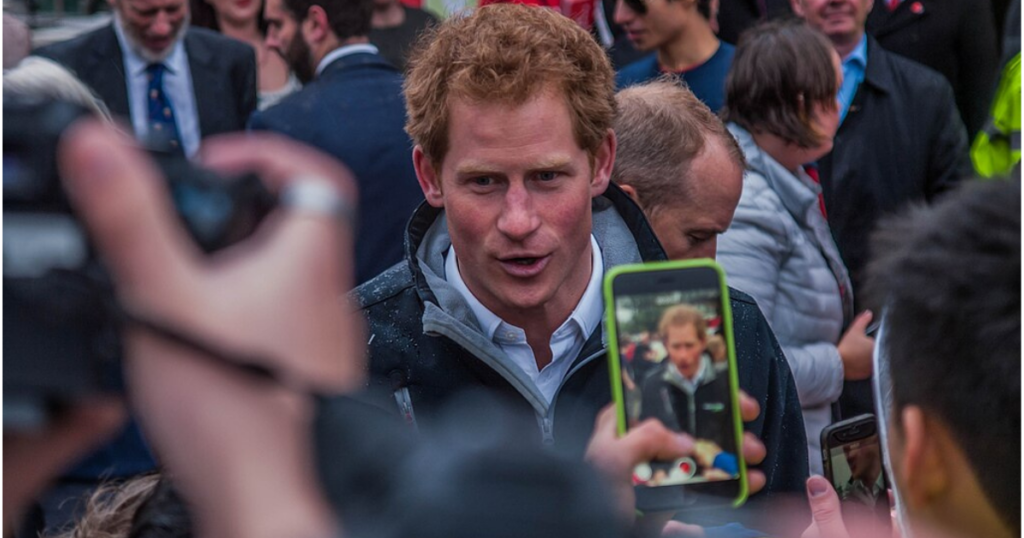 Prince Harry_Begging_For_Deportation
