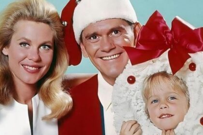Elizabeth Montgomery, Darrin Stephens and Erin Murphy in the comedy series Bewitched