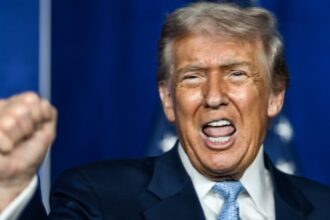 Donald Trump insults another female reporter and Tim Walz