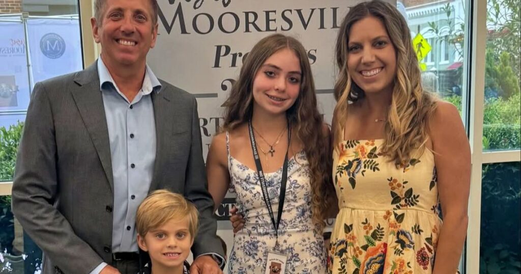 NASCAR champion Greg Biffle and his family died in a plane crash