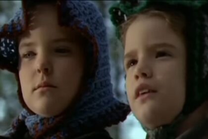 Melissa Gilbert and Melissa Sue Anderson (Image source: Little House on the Prairie on YouTube)