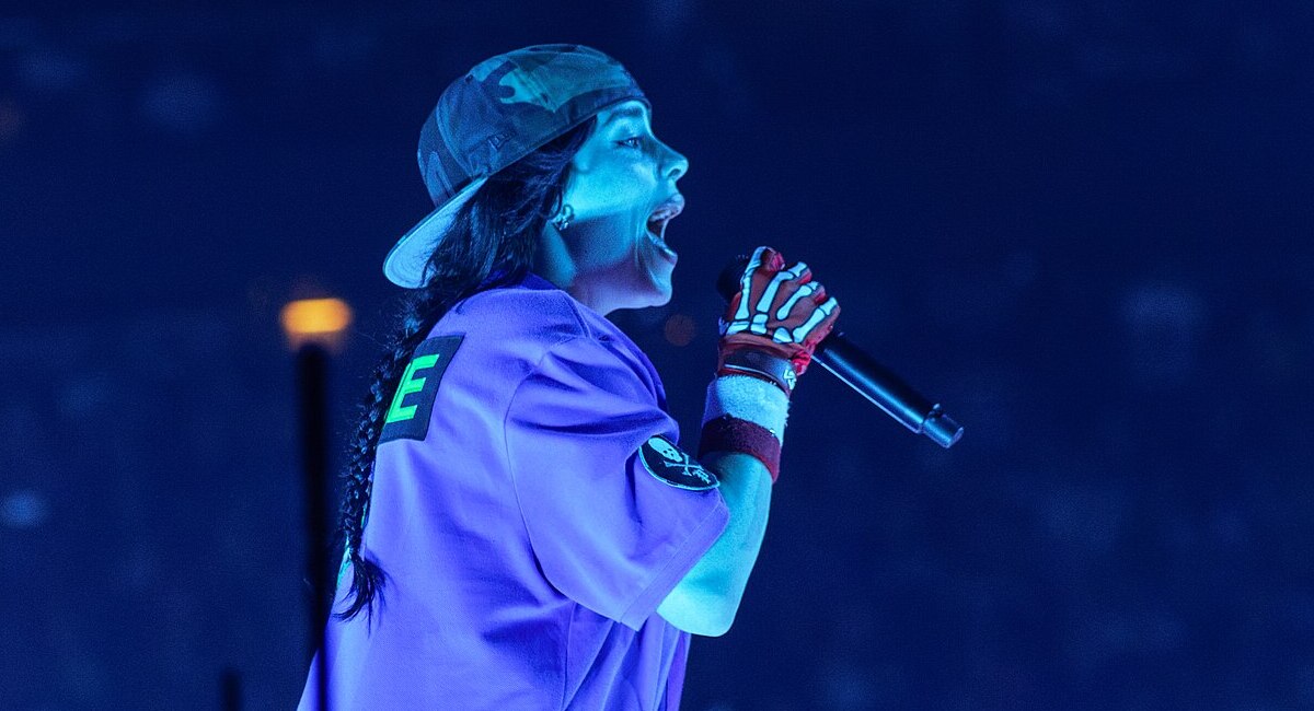 “U Gonna Speak Up?” — Billie Eilish Tears Into “Fellow Celebrities” Amid Minneapolis Protests
