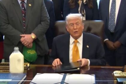 Fox News Cuts Away Donald Trump's Oval Office Speech