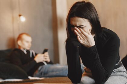 Friends part ways after scheme to break 'free' of a relationship plan backfires