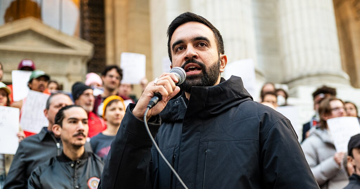 Zohran_Mamdani_at_the_Resist_Fascism_Rally_in_Bryant_Park_on_Oct_27th_2024 (1)