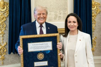 Machado transfers Peace Prize to Trump