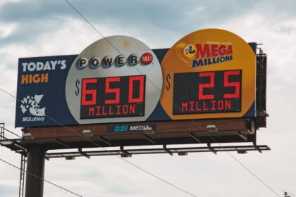 Iowa Man Wins Lottery