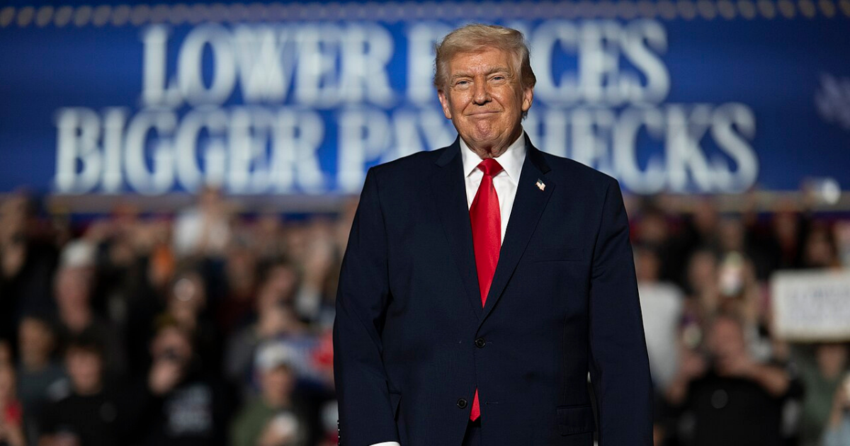 Donald Trump_Melania_Trump_Ghislaine_Maxwell_emails_Epstein_files