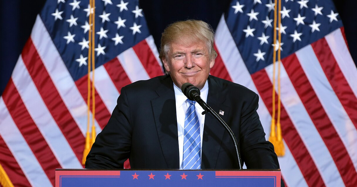 Trump_Idiots_Slammed_For_Claiming_Greenland_Military_Option