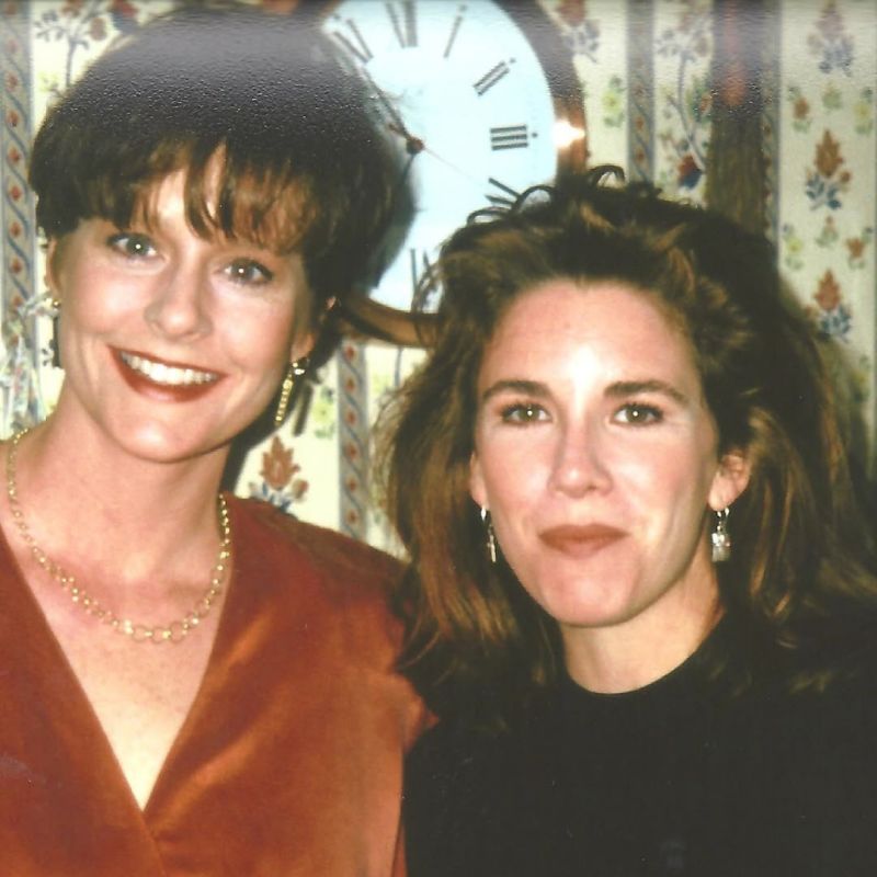 Mary McDonough of The Waltons stands with her friend, Little House on the Prairie alum Melissa Gilbert