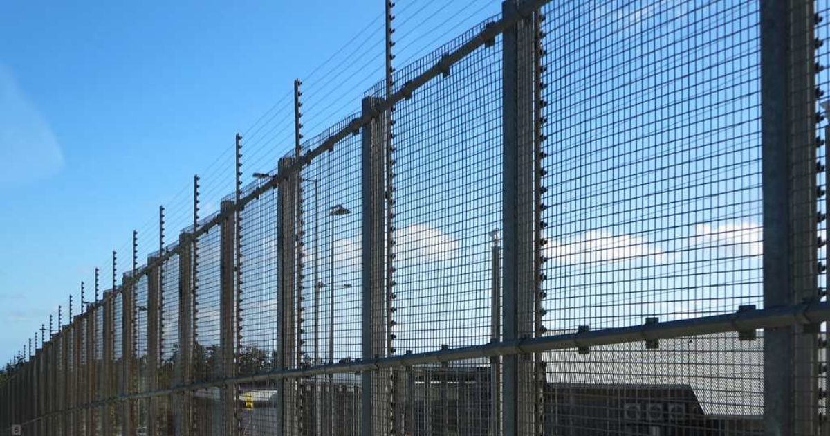 ICE Detainees Open Up About Inhospitable Conditions in Facilities — Report Rodents, Sewage, and Hygiene Problems
