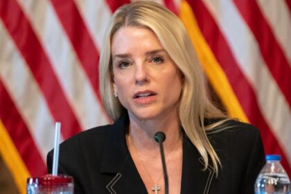 Pam Bondi ends up making the biggest goof up and outs undercover FBI agent
