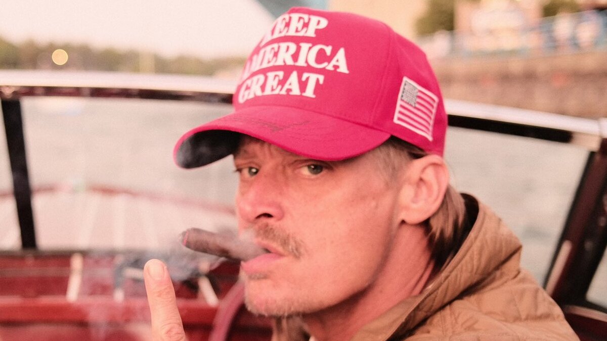 inquisitr.com - Jake Elman - Netizens Outraged After Texas Medical Assistant's Self-Harm Comment About Kid Rock Show