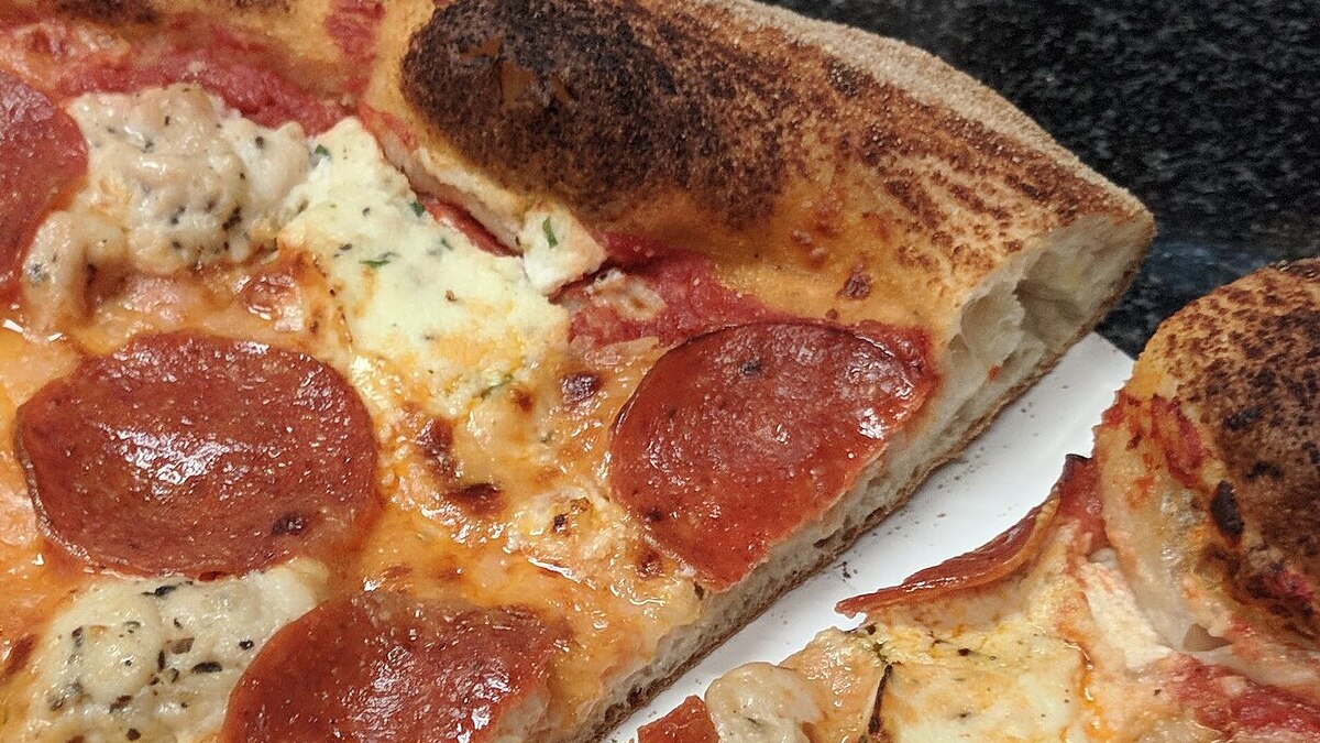 Portland Pizza Restaurant Changes Viral Anti-ICE, Anti-Donald Trump Note on Website