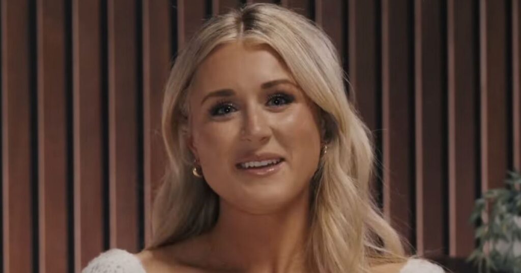 Riley Gaines might be part of the viral mar-a-lago face trend involving plastic surgery.