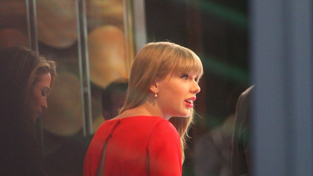 Taylor Swift || Credit: Paolo Villanueva via Wikimedia Commons