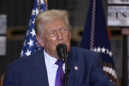 donald Trump demands a new medal