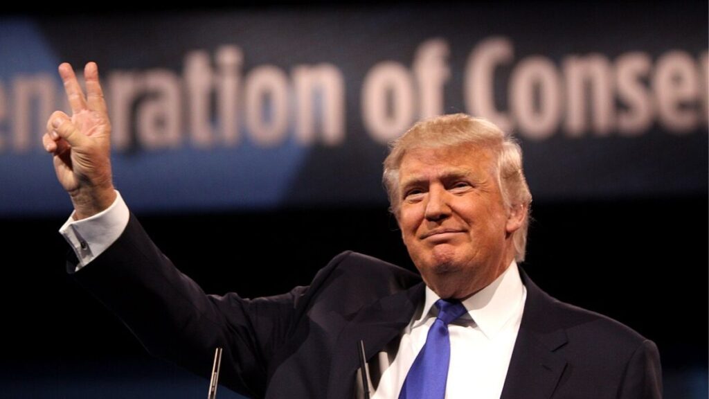 Trump is eyeing the midterm elections