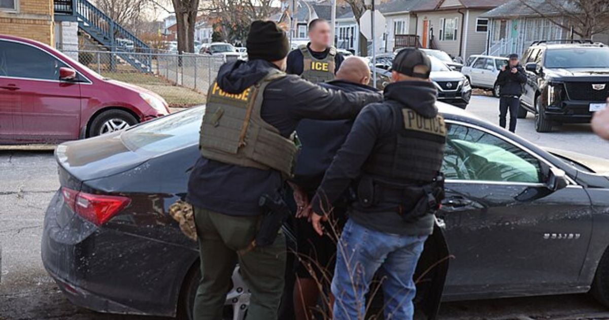 ICE Agents Pepper-Spray 76-Year-Old Vietnam Vet Thrice