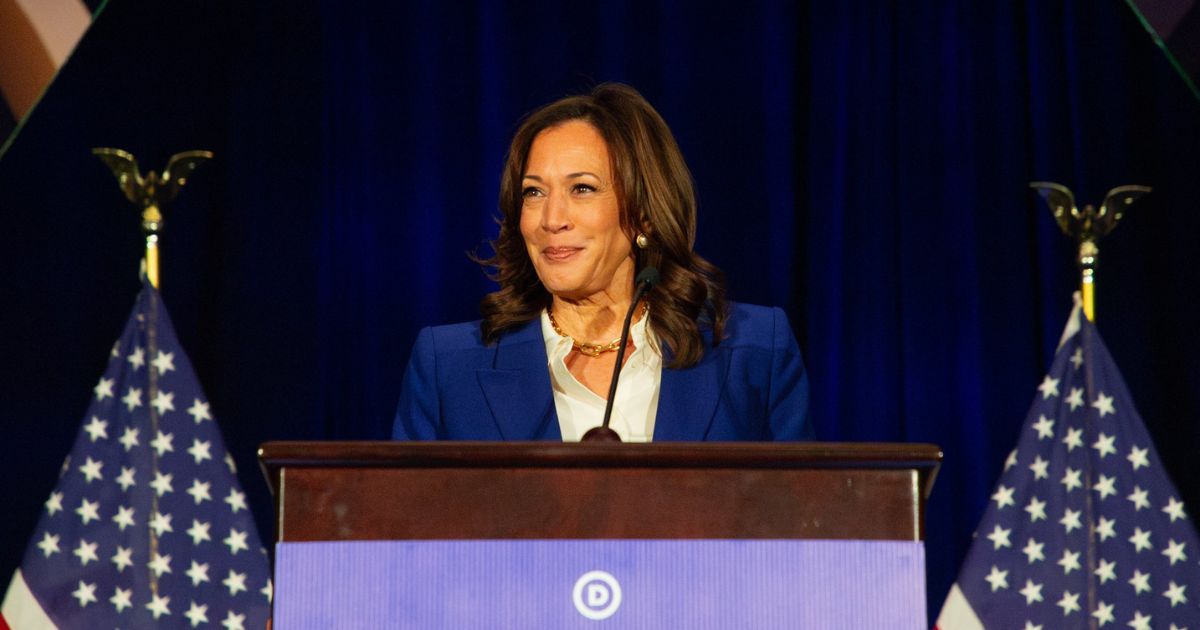 Kamala Harris, Donald Trump, KamalaHQ, Headquarters