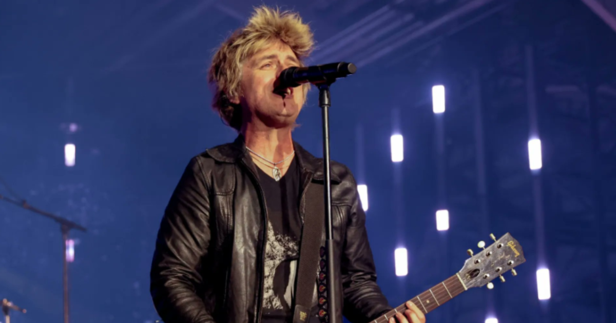 Green Day’s Billie Joe Armstrong Slams ICE On-Stage Ahead of Super Bowl Performance