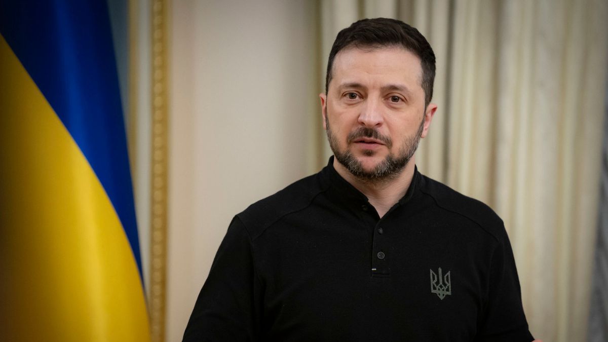 Volodymyr Zelenskyy Warns Against Ceding Donbas to Russia — Says Ukrainians ‘Won’t Forgive U.S.’