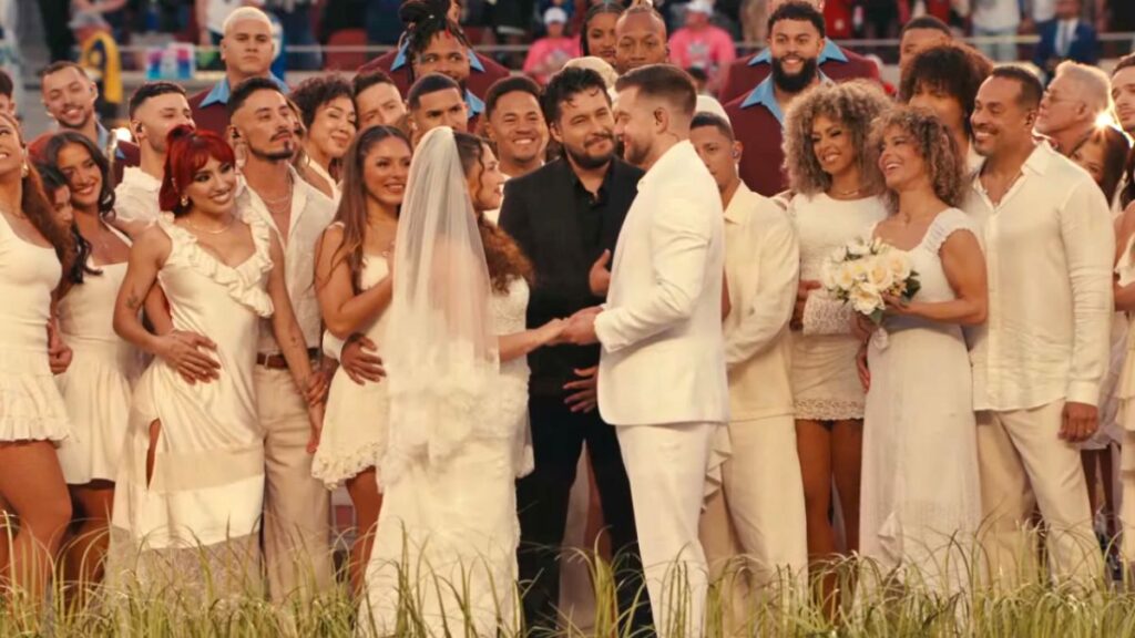 This real life couple got married at the Super Bowl with Bad Bunny as witness