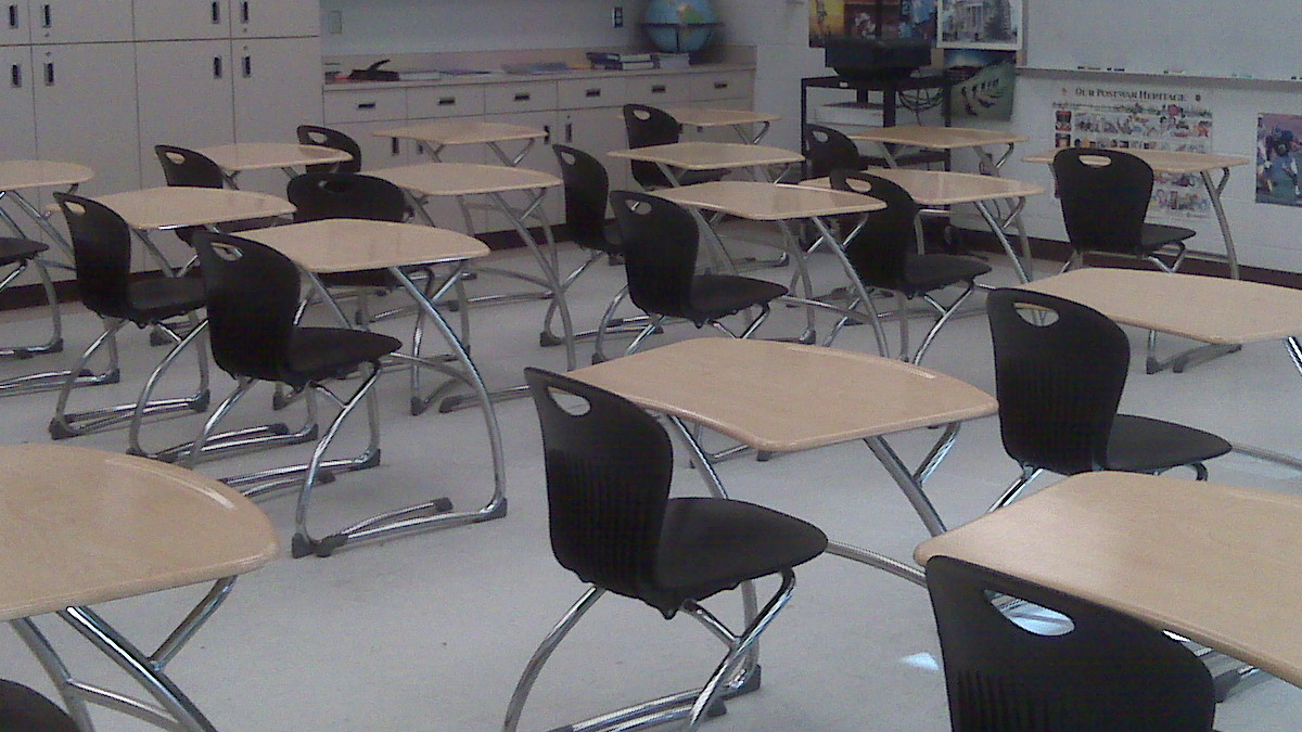 “Pronouns in My Email” — Trans Teacher Details Fears in Viral TikTok