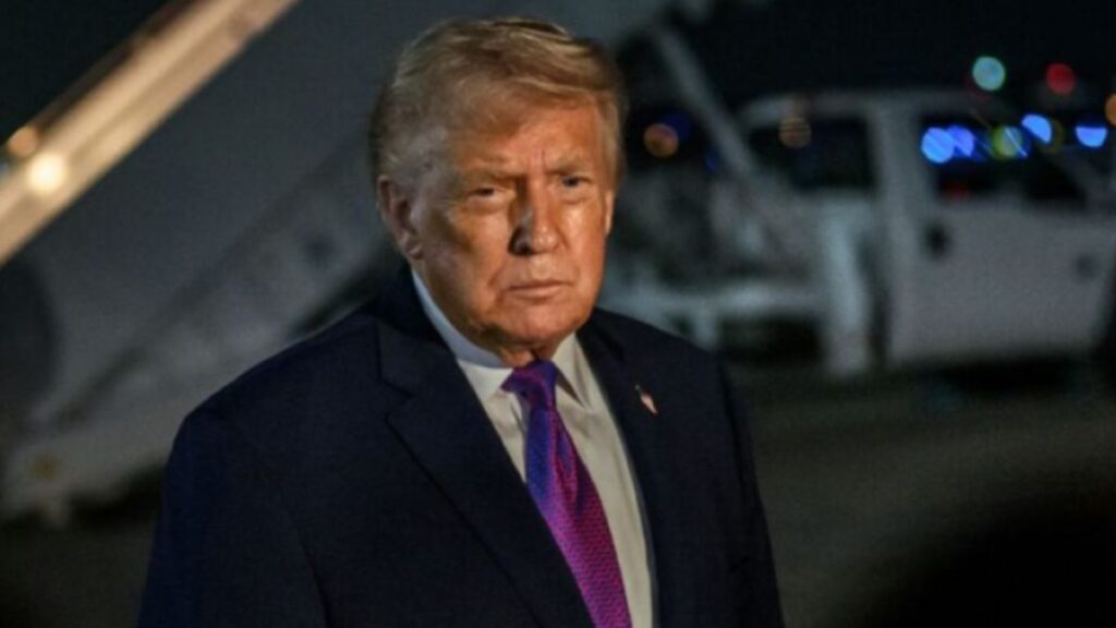 Concerns rise as Donald Trump relies on filtered briefings for updates on Operation Epic Fury. (Image Credits: X/ @WhiteHouse).