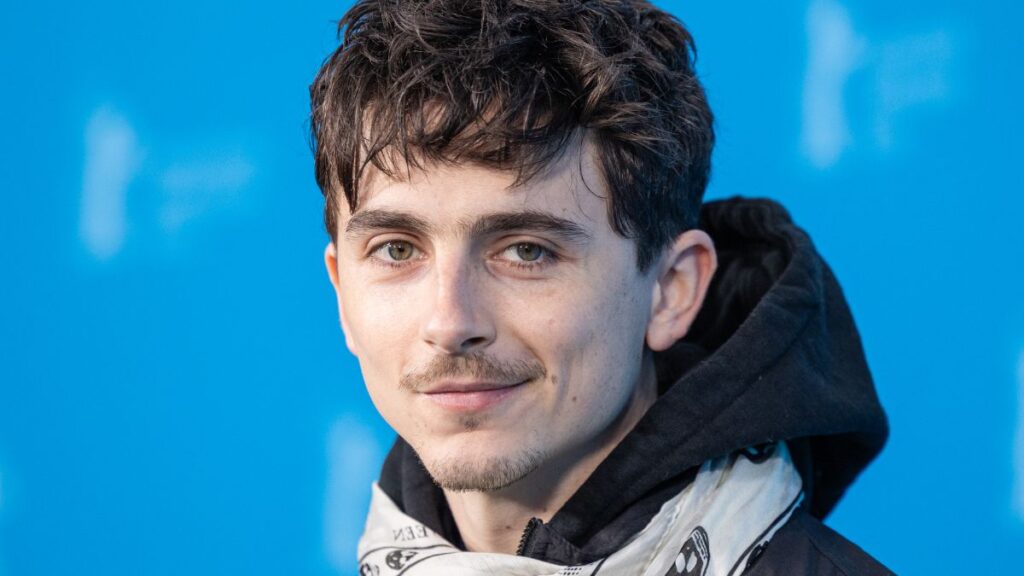 Timothee Chalamet’s opera-ballet remark has the perfect reply from the stage of SNL