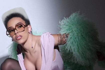 Doja Cat opens up about undergoing liposuction and suspected lipedema diagnosis in a new video.