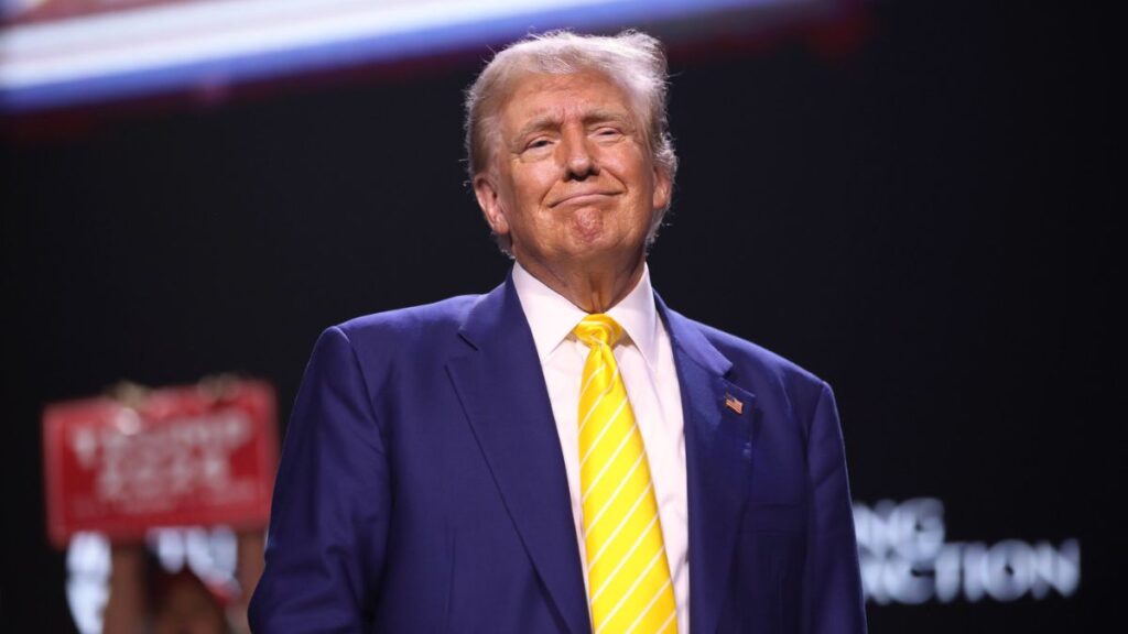 Donald Trump praised ICE workers and boasted about Hispanic support