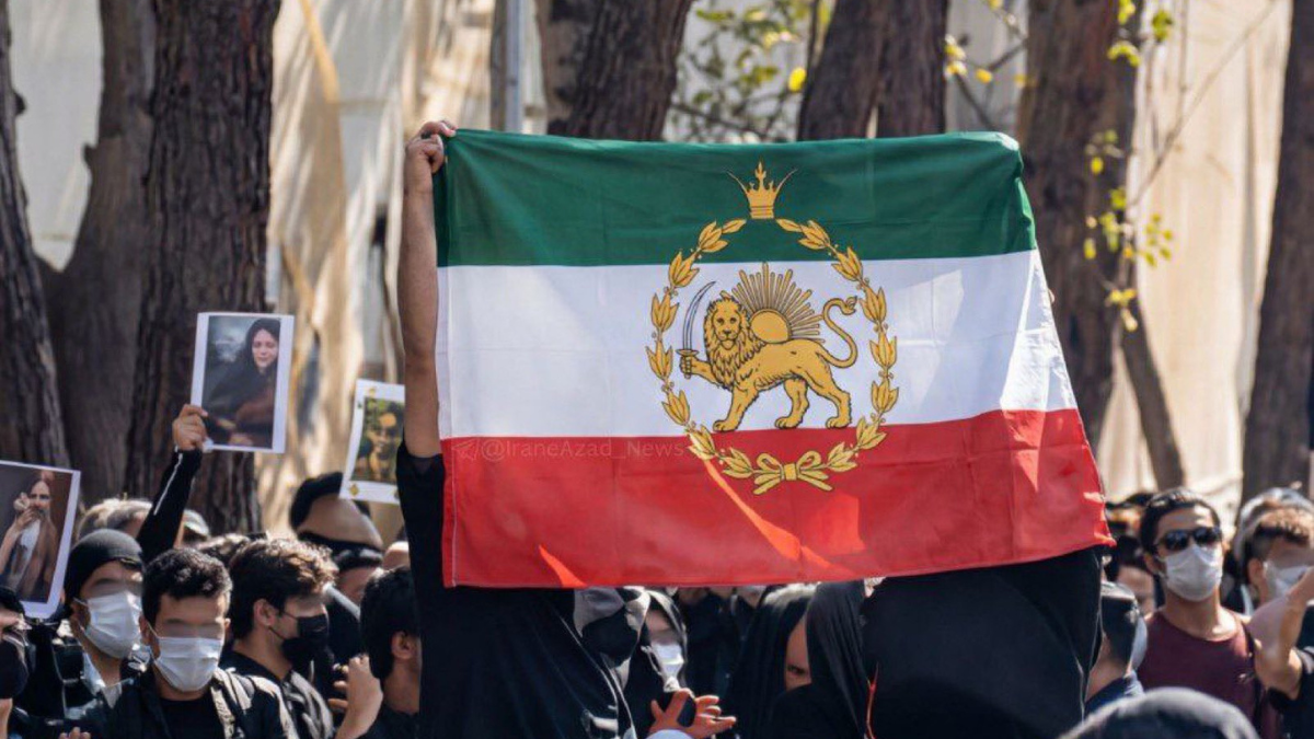 Iranians Do The ‘Trump Dance’ To Thank Him For Killing Ayatollah Khamenei