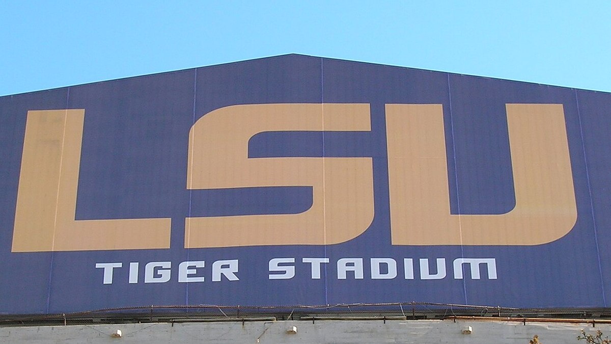 LSU Reportedly Spending Over $40 Million Solely on Football Roster Amid Donald Trump Concerns
