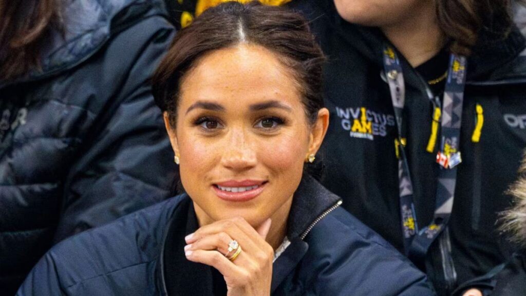 Meghan Markle faces criticism over high ticket prices for a luxury women’s retreat in Australia. (via- heute.at).
