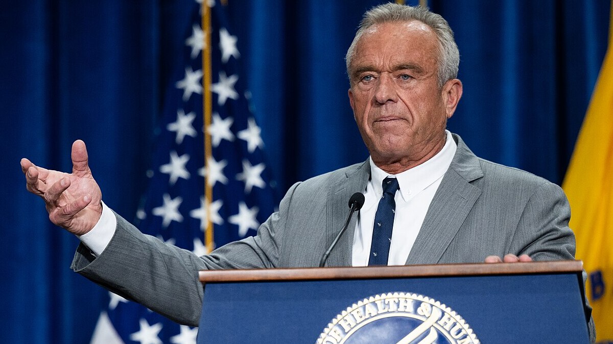 White House Applies Tighter Oversight to RFK Jr.’s HHS After Setbacks