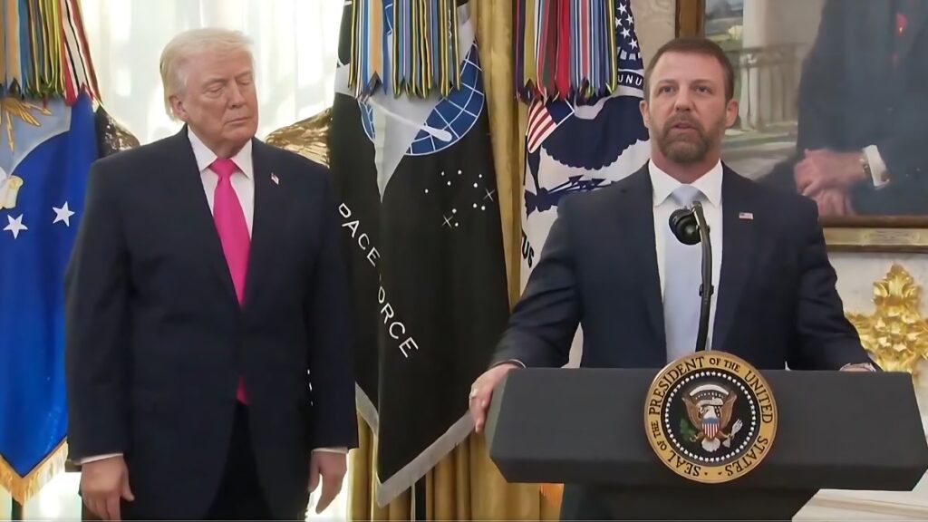 Trump sleeps nods off dozes during Mullin DHS swearing-in ceremony