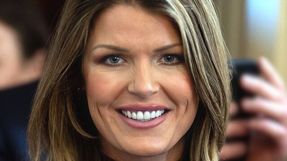 Trump-Tied Attorney Lindsey Halligan Faces Legal and Bar Association Scrutiny