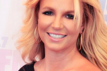 Britney Spears gets compliments from coworkers