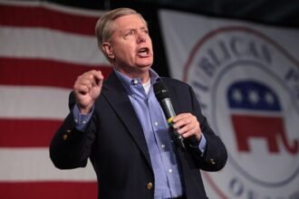 Lindsey Graham, Iran