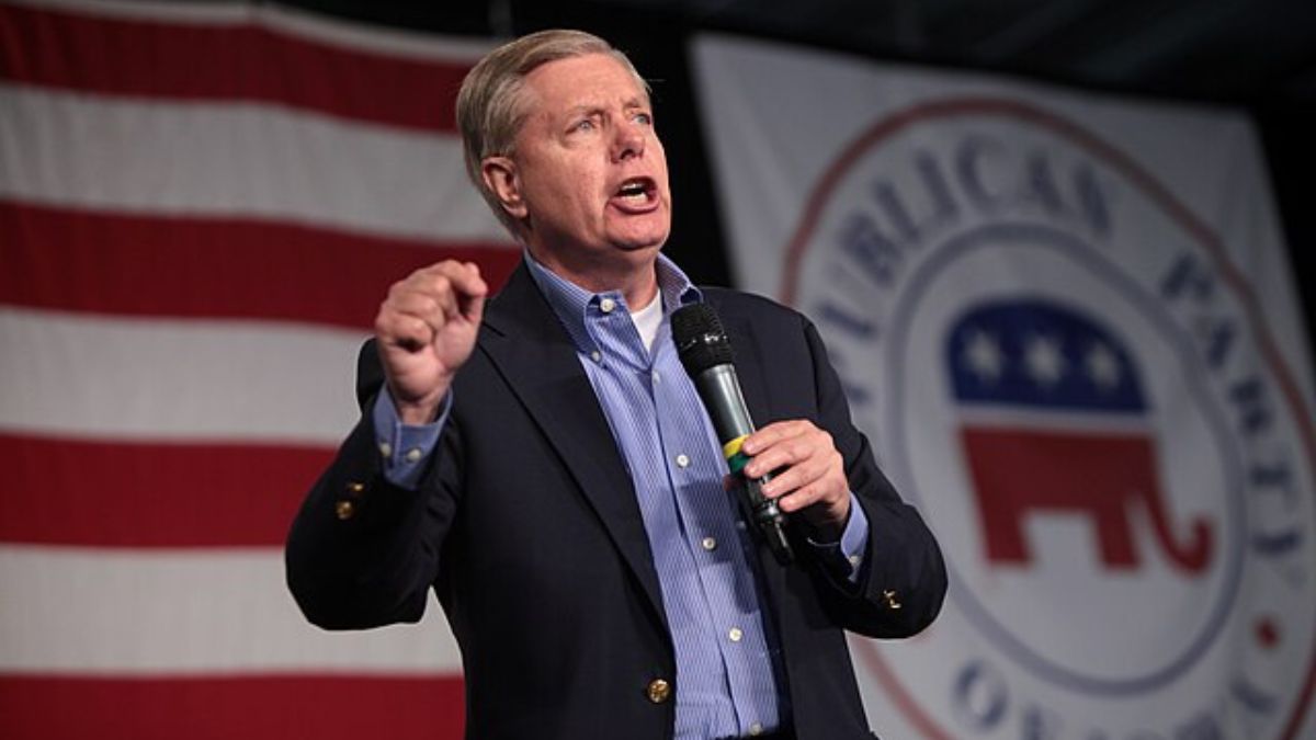 GOP Rep. Urges Trump to Revoke Lindsey Graham’s Oval Office Credentials, Here’s Why