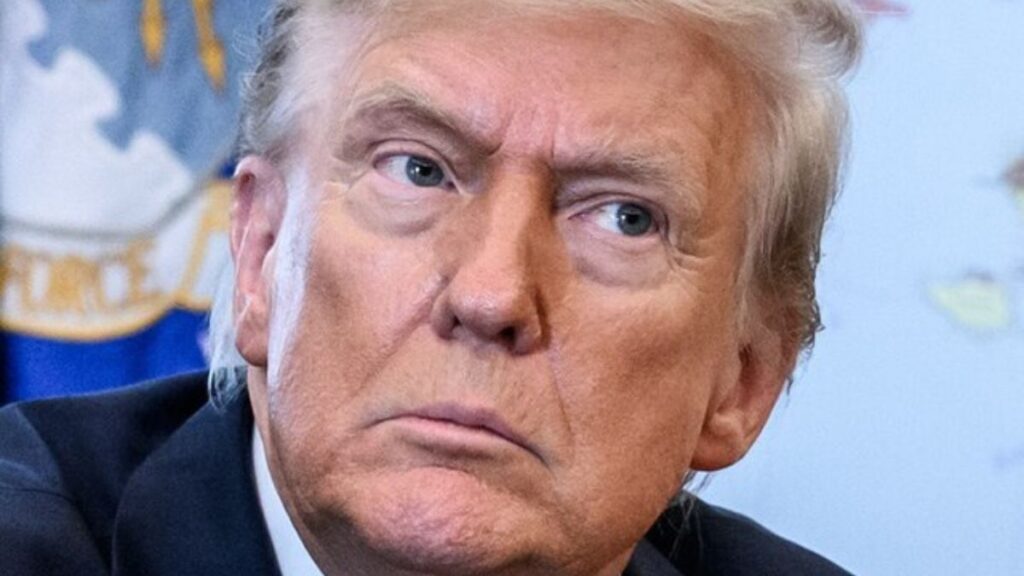 Donald Trump, ballroom